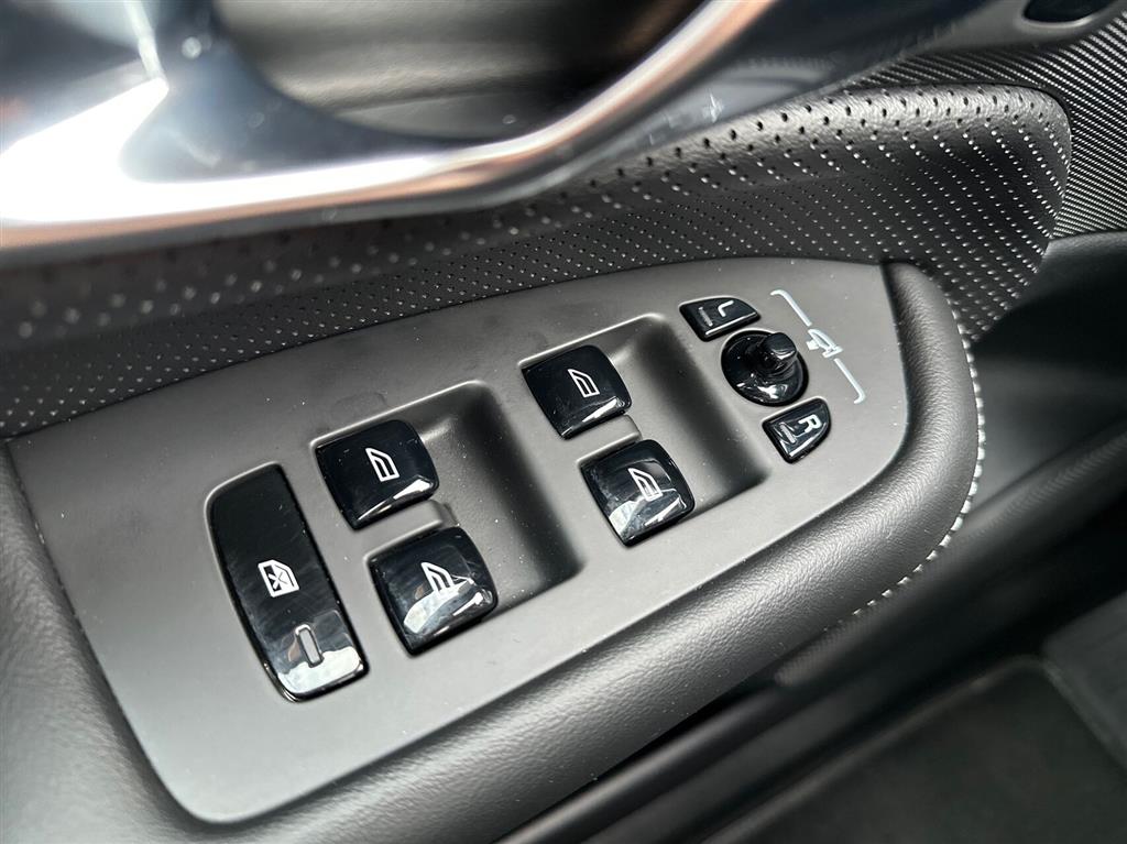 Volvo XC90 2,0 T8 Recharge Plugin-hybrid R-design AWD 455HK 5d 8g Aut. - Image 21