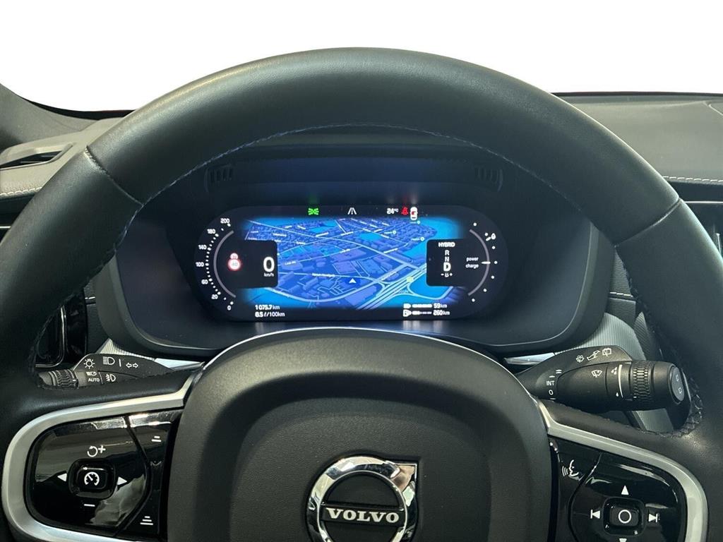 Volvo XC60 2,0 T6 Recharge Plugin-hybrid R-design AWD 350HK 5d 8g Aut. - Image 12