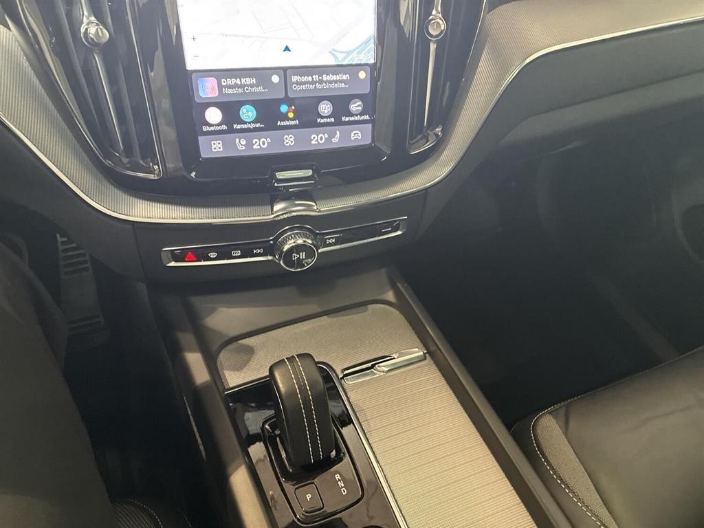 Volvo XC60 2,0 T6 Recharge Plugin-hybrid R-design AWD 350HK 5d 8g Aut. - Image 13
