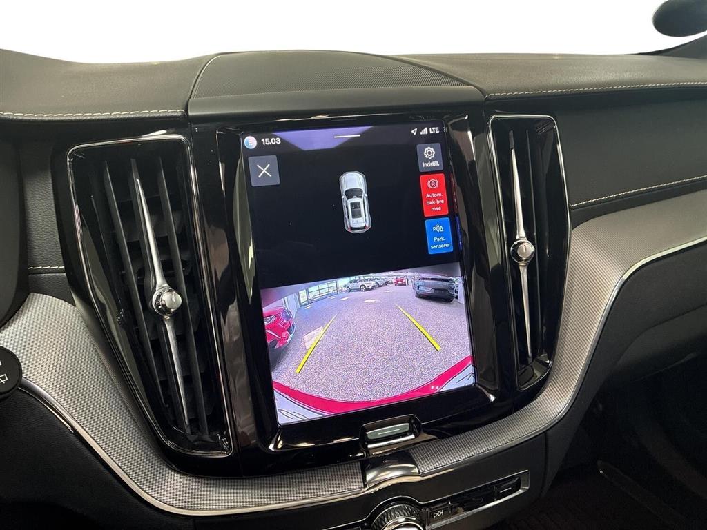 Volvo XC60 2,0 T6 Recharge Plugin-hybrid R-design AWD 350HK 5d 8g Aut. - Image 19