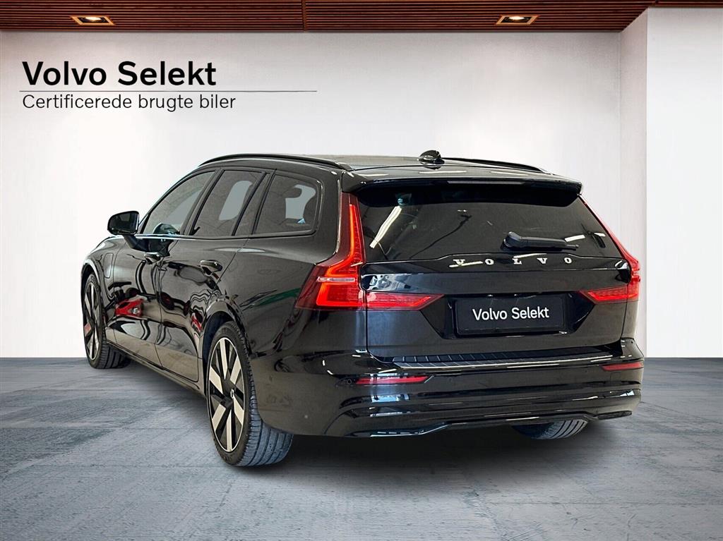 Volvo V60 2,0 T6 Recharge Plugin-hybrid Ultimate AWD 350HK Stc 8g Aut. - Image 2