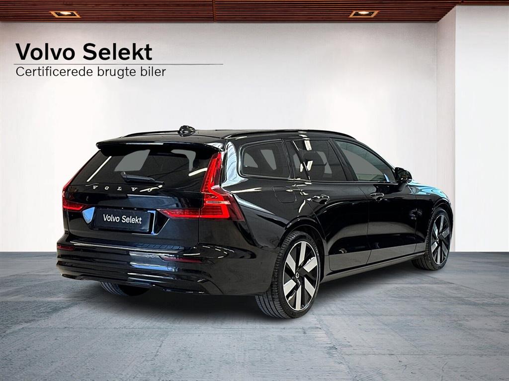 Volvo V60 2,0 T6 Recharge Plugin-hybrid Ultimate AWD 350HK Stc 8g Aut. - Image 17