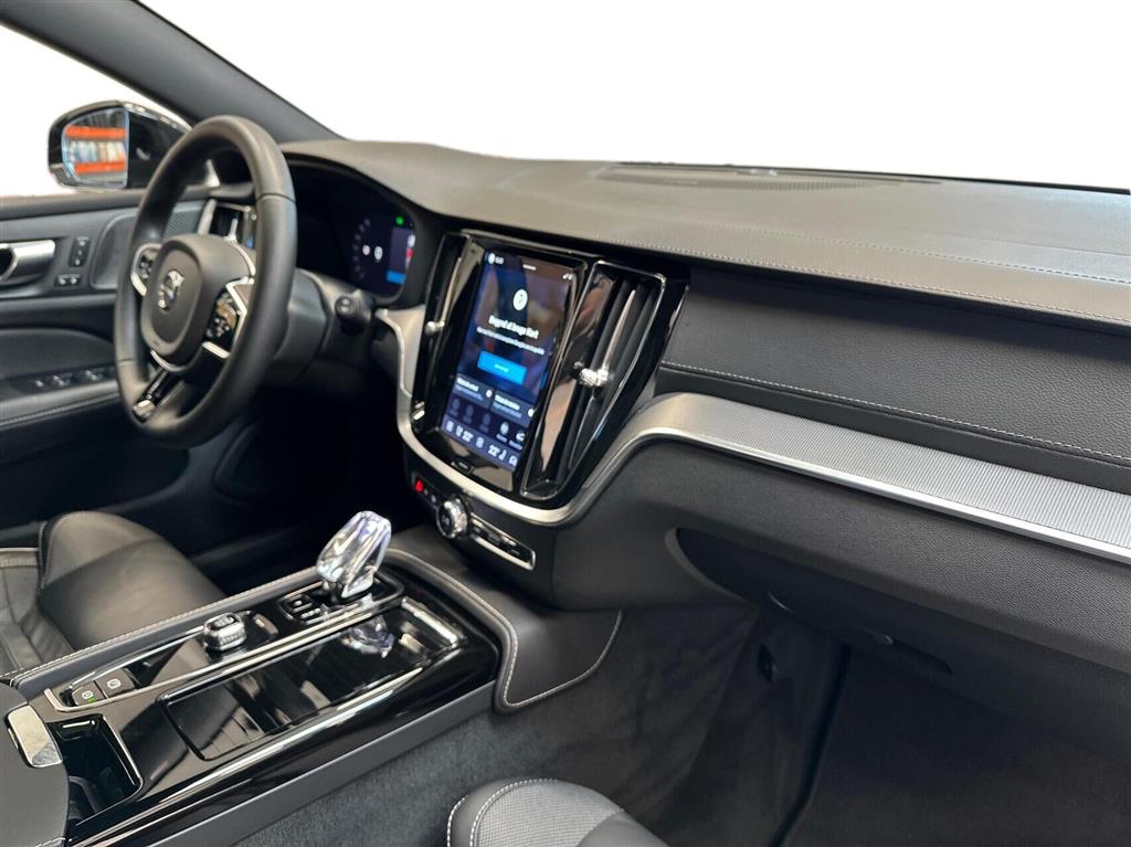 Volvo V60 2,0 T6 Recharge Plugin-hybrid Ultimate AWD 350HK Stc 8g Aut. - Image 5