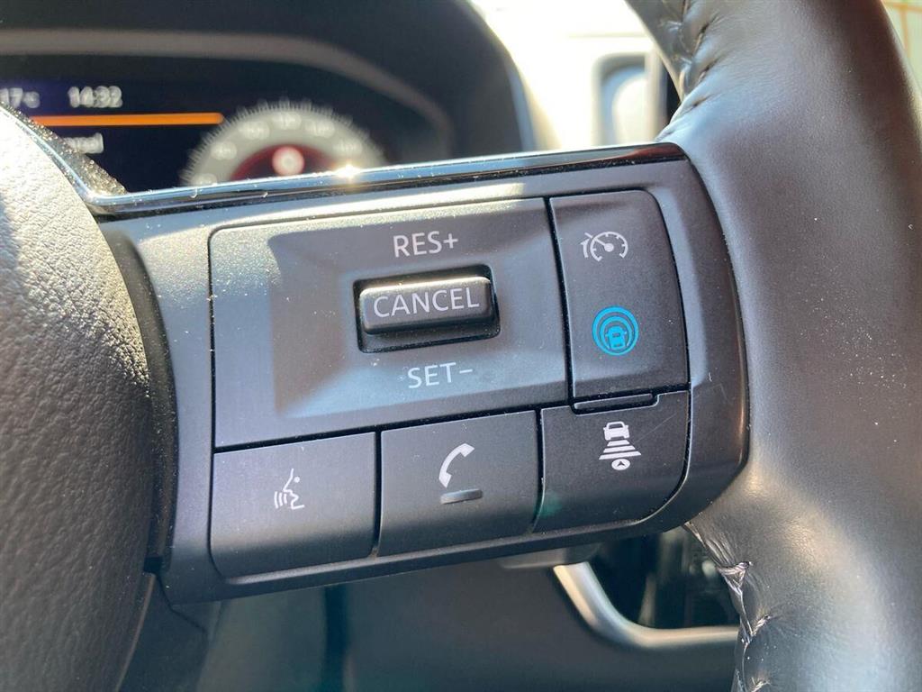 Nissan Qashqai 1,3 MHEV Mild hybrid N-Connecta X-Tronic 158HK 5d 7g Aut. - Image 16