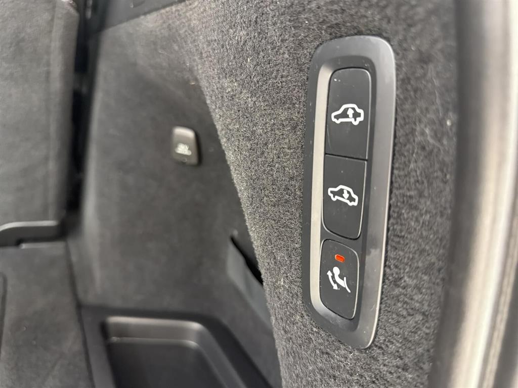 Volvo XC90 7 Sæder 2,0 T8 Recharge Plugin-hybrid Ultimate AWD 455HK 5d 8g Aut. - Image 15