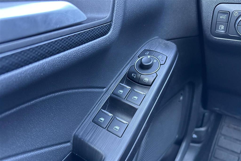 Ford Kuga 2,5 Plugin-hybrid ST-Line X CVT 225HK 5d Trinl. Gear - Image 18
