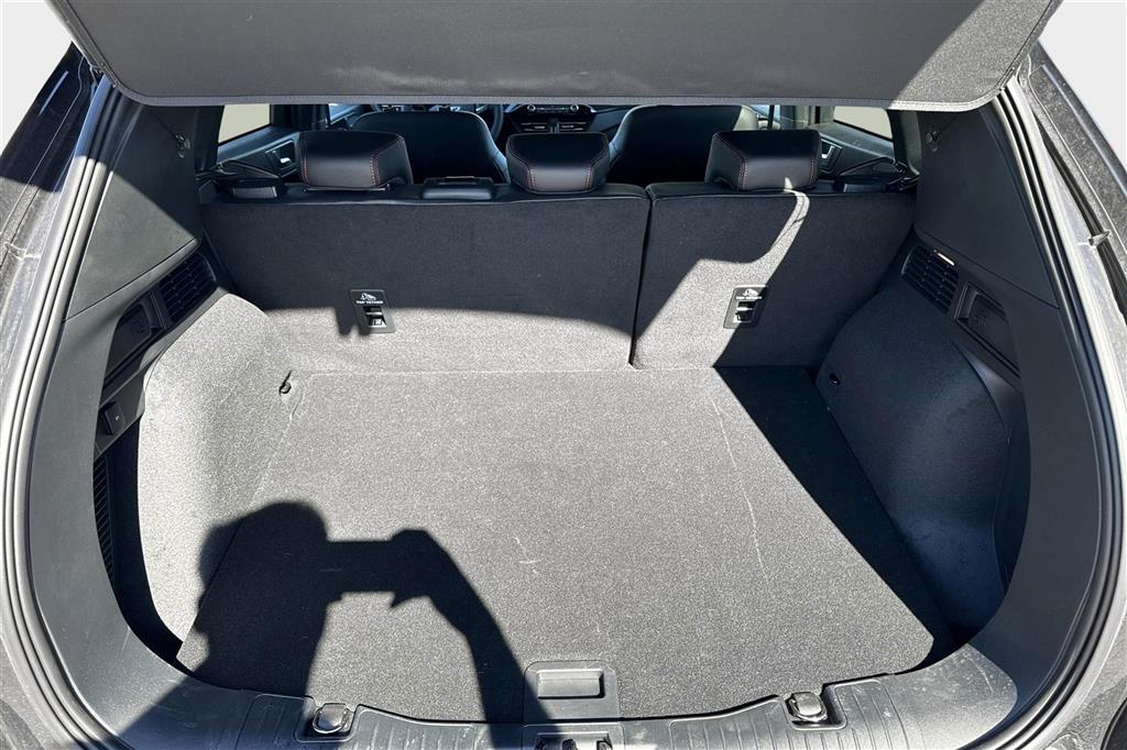 Ford Kuga 2,5 Plugin-hybrid ST-Line X CVT 225HK 5d Trinl. Gear - Image 22