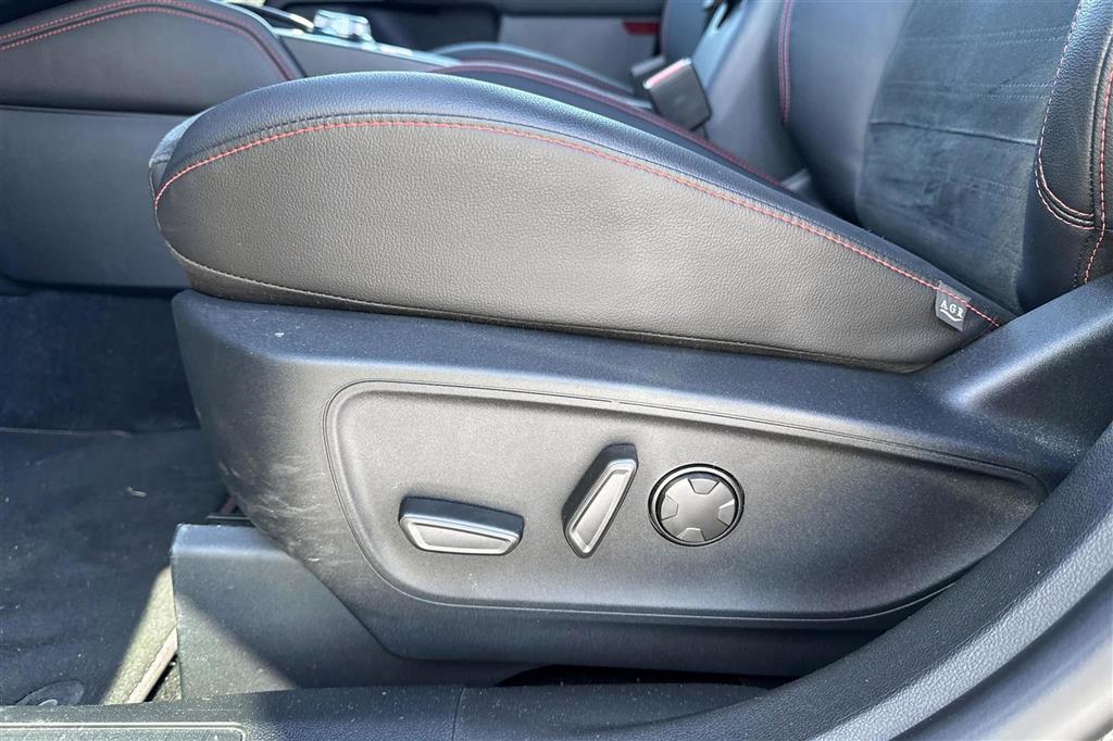 Ford Kuga 2,5 Plugin-hybrid ST-Line X CVT 225HK 5d Trinl. Gear - Image 23