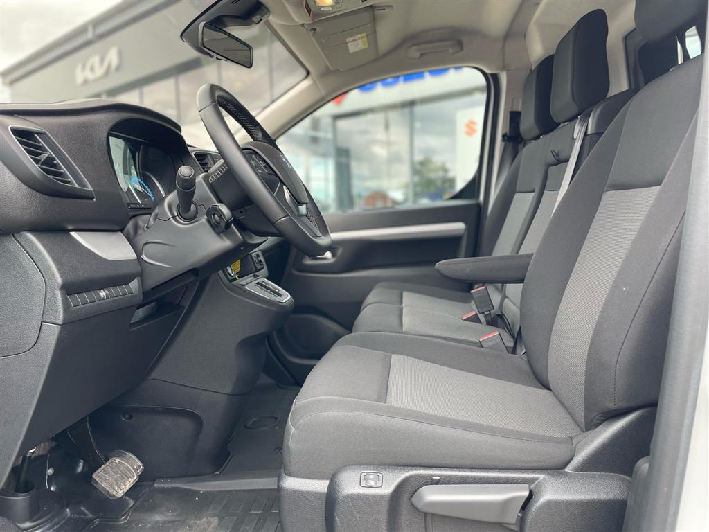 Peugeot e-Expert L3 EL Ultimate 136HK Van Aut. - Image 10