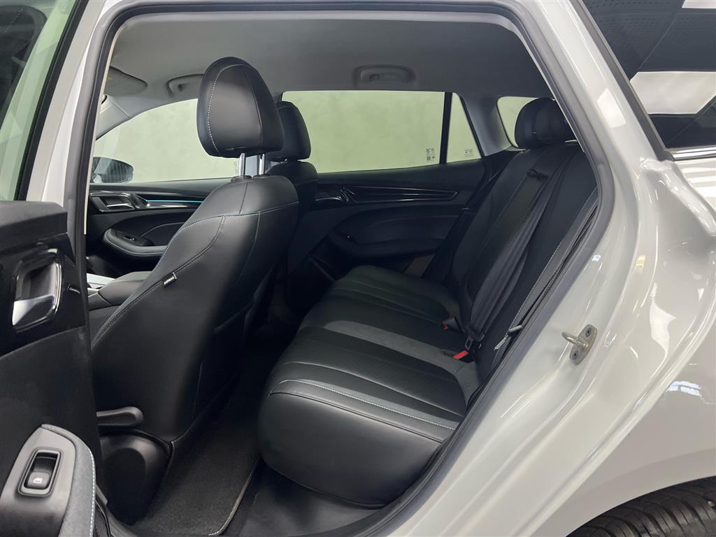 MG MG5 Electric EL Standard Range Luxury 177HK Stc Trinl. Gear - Image 6