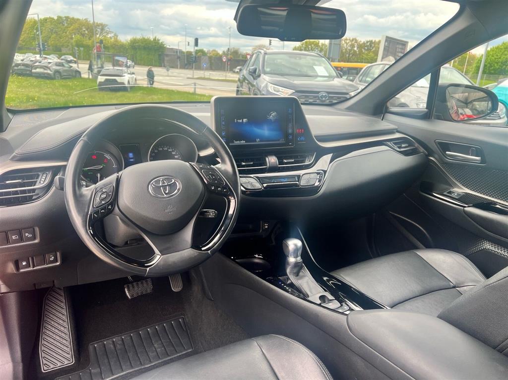 Toyota C-HR 1,8 Hybrid C-LUB Business LED Bi-tone Multidrive S 122HK 5d Aut. - Image 9