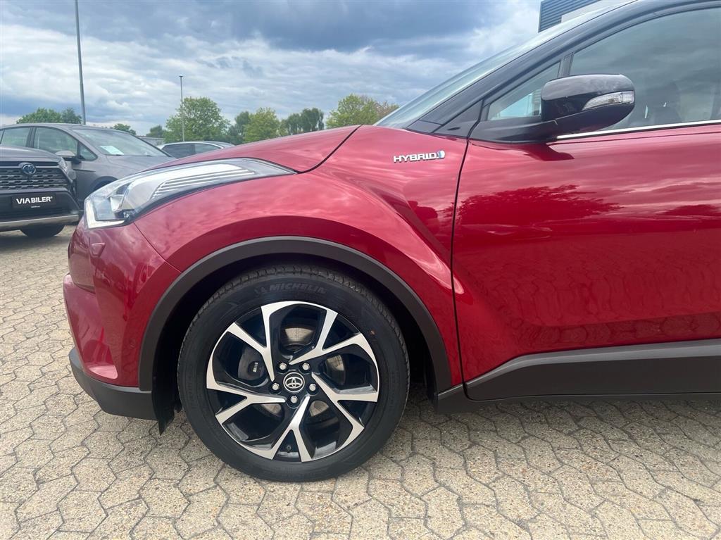 Toyota C-HR 1,8 Hybrid C-LUB Business LED Bi-tone Multidrive S 122HK 5d Aut. - Image 11
