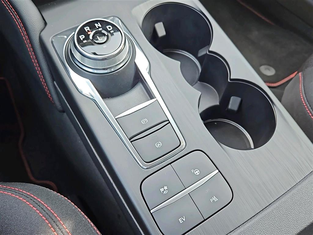 Ford Kuga 2,5 Plugin-hybrid ST-Line X CVT 225HK 5d Trinl. Gear - Image 14