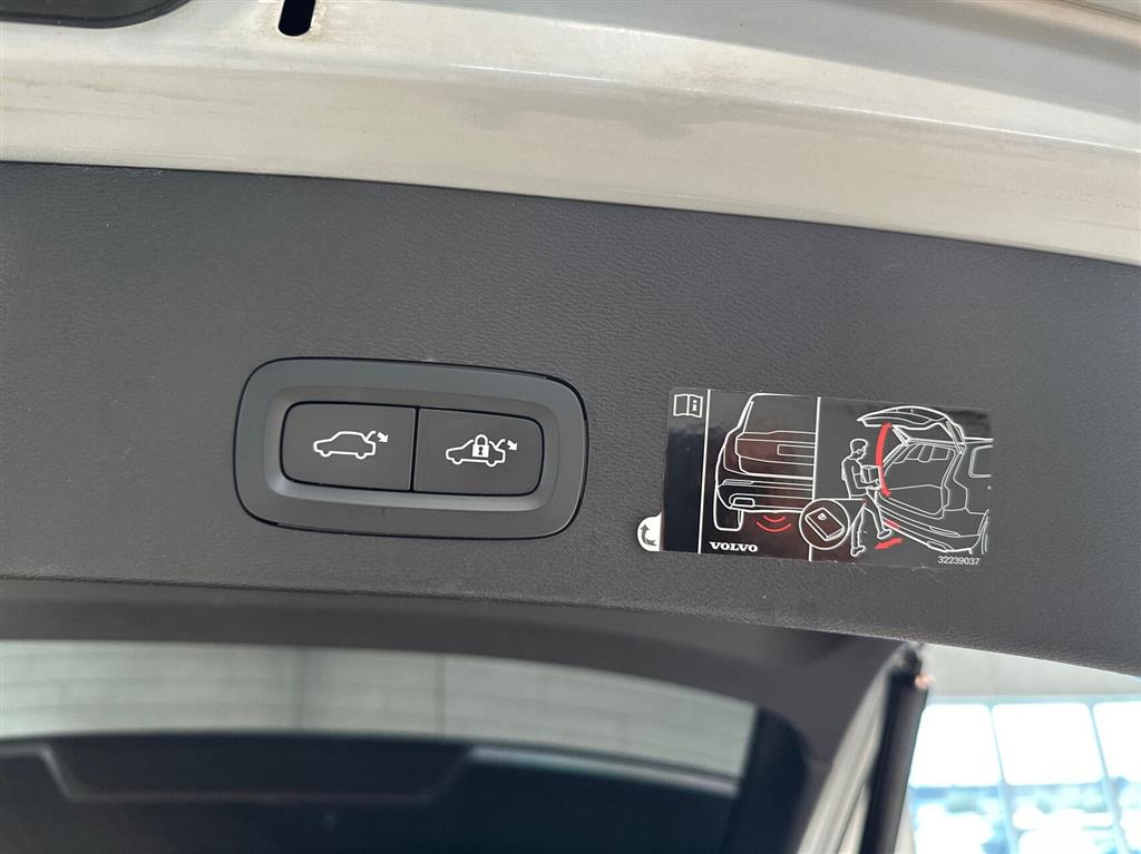 Volvo XC40 1,5 T5 Twin Engine Plugin-hybrid R-design 262HK 5d 7g Aut. - Image 22