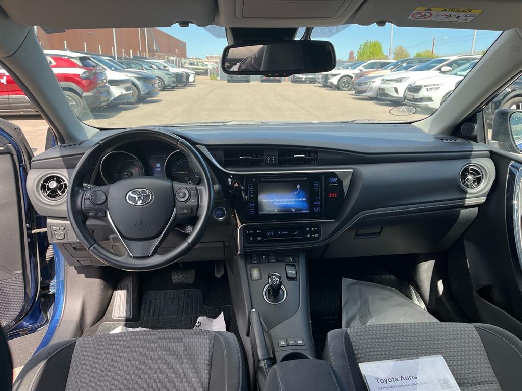 Toyota Auris 1,8 Hybrid H2 Selected 136HK 5d Aut. - Image 10