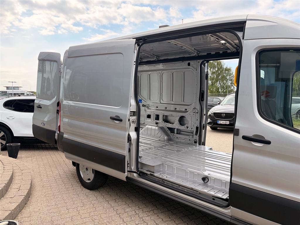 Ford Transit 350 L3H2 2,0 TDCi Trend 165HK Van 6g - Image 4