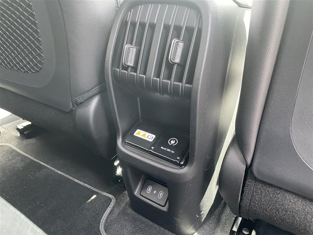 Hyundai Kona Electric 65,4 kWh Ultimate Long Range 217HK 5d Aut. - Image 7