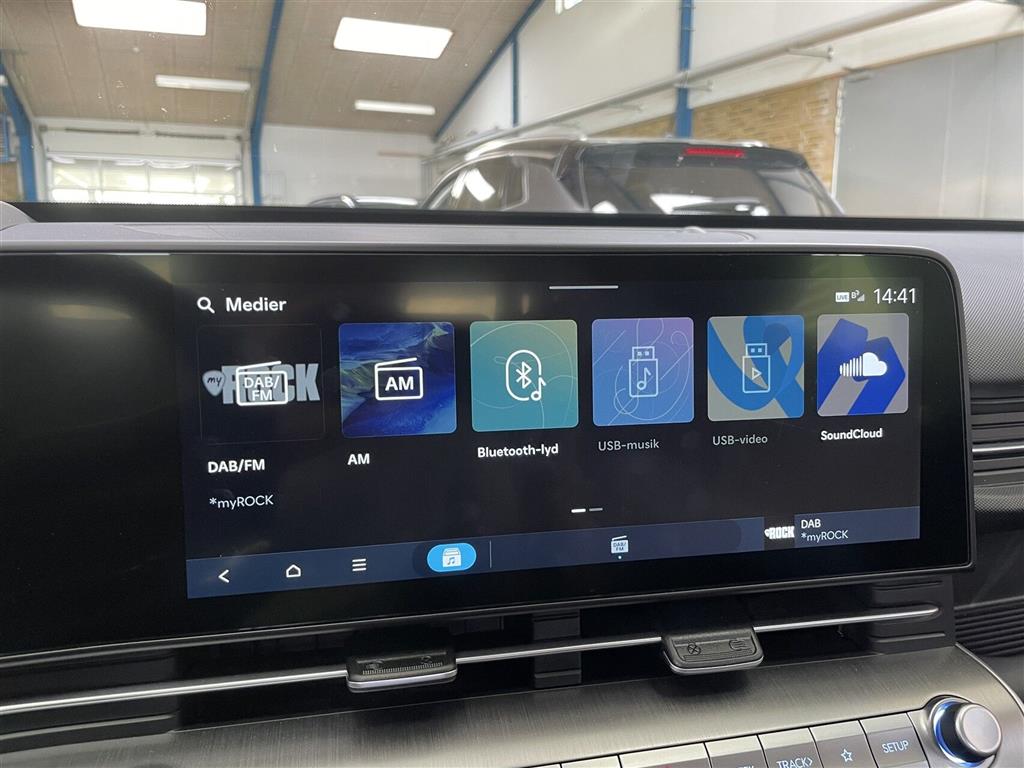 Hyundai Kona Electric 65,4 kWh Ultimate Long Range 217HK 5d Aut. - Image 15