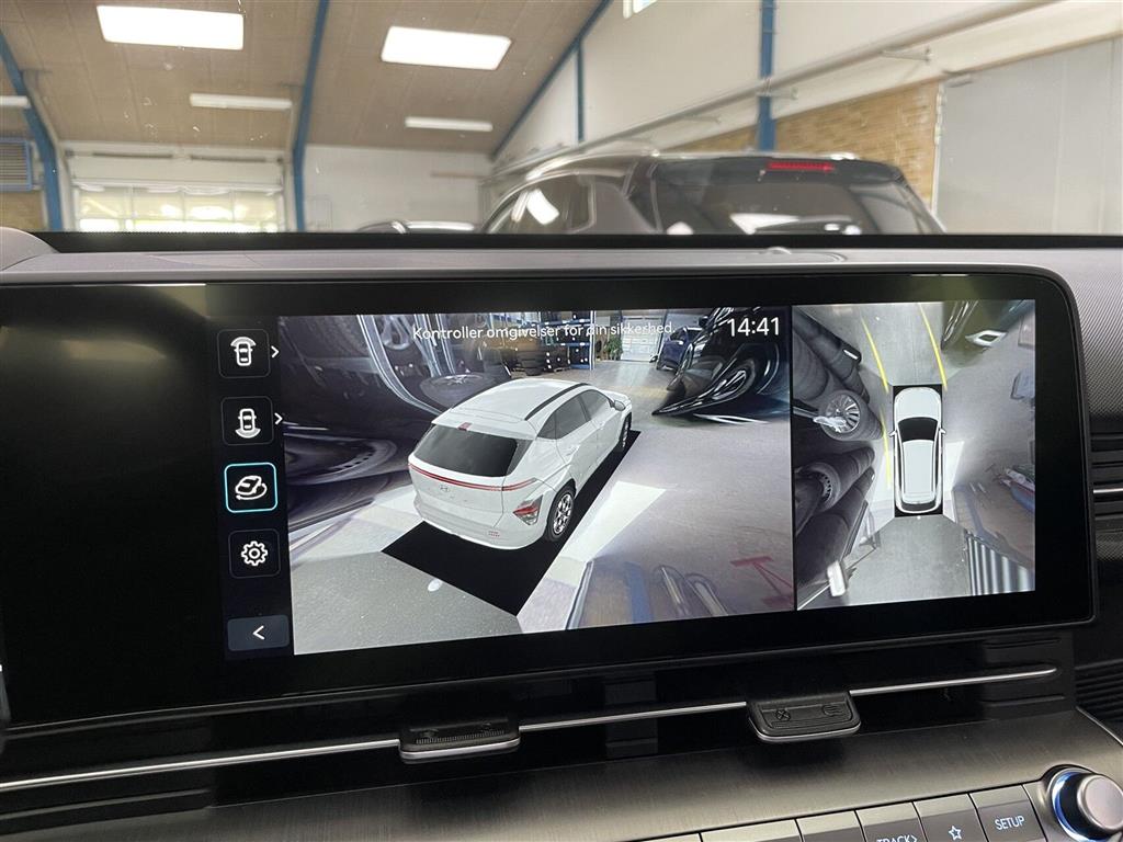 Hyundai Kona Electric 65,4 kWh Ultimate Long Range 217HK 5d Aut. - Image 17