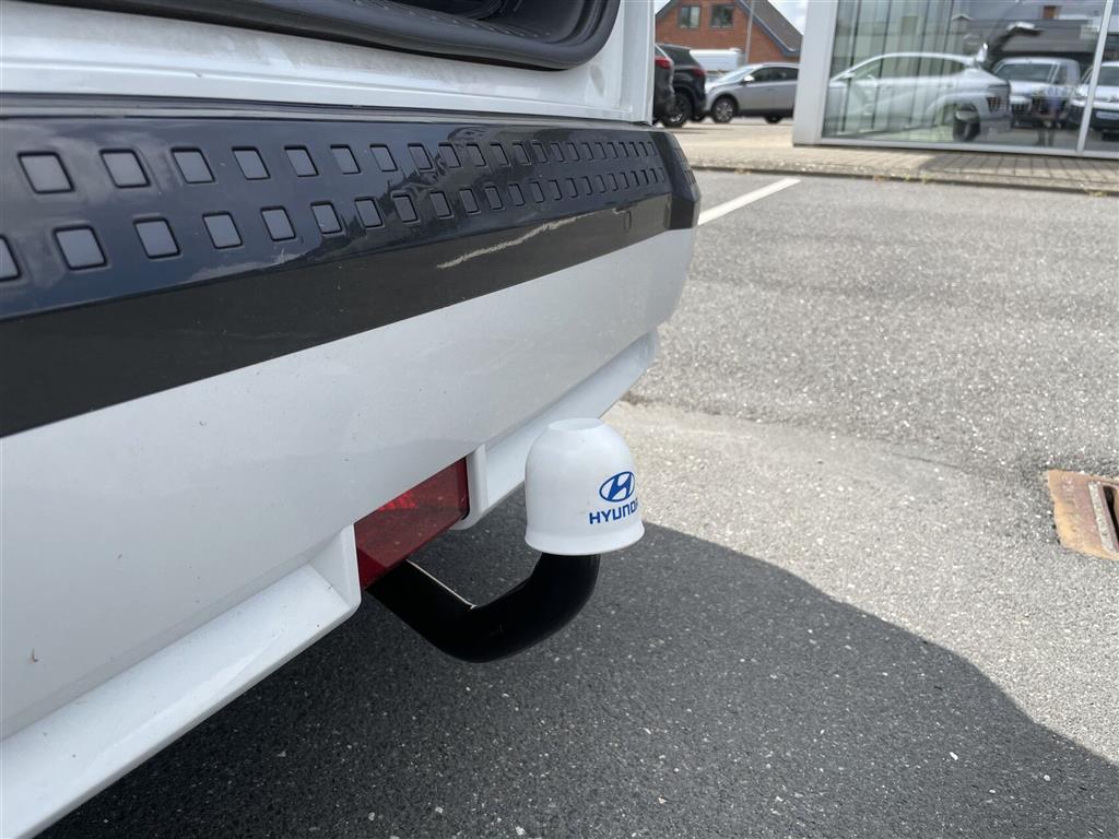 Hyundai Kona Electric 65,4 kWh Ultimate Long Range 217HK 5d Aut. - Image 4