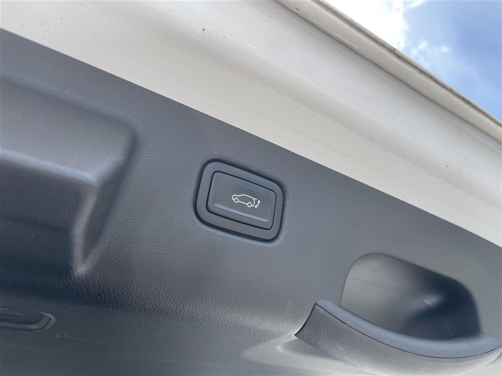 Hyundai Kona Electric 65,4 kWh Ultimate Long Range 217HK 5d Aut. - Image 5