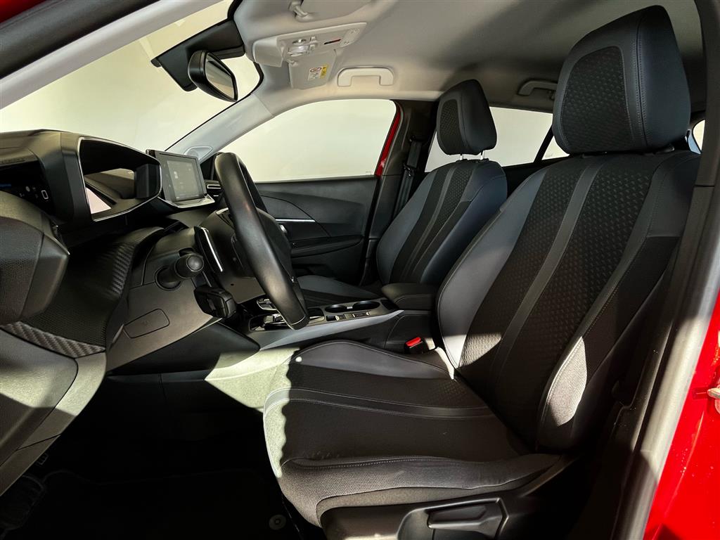Peugeot 2008 1,2 PureTech Allure Pack EAT8 130HK 5d 8g Aut. - Image 7