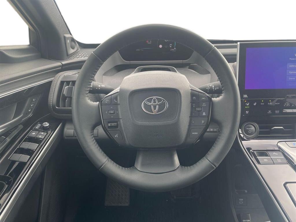 Toyota BZ4X EL Executive Premium 204HK 5d Aut. - Image 9