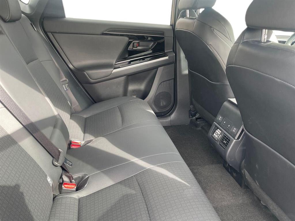Toyota BZ4X EL Executive Premium 204HK 5d Aut. - Image 13