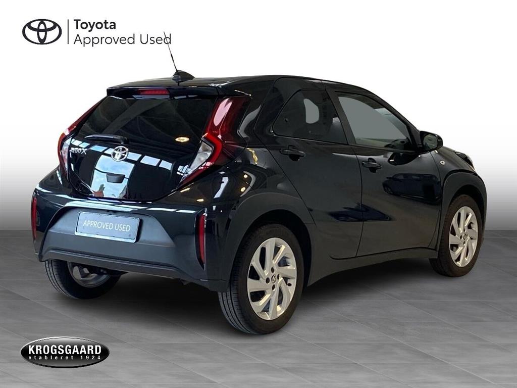 Toyota Aygo X 1,0 VVT-I Active 72HK 5d Aut. - Image 6