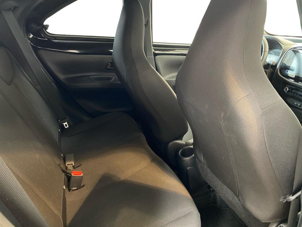 Toyota Aygo X 1,0 VVT-I Active 72HK 5d Aut. - Image 16