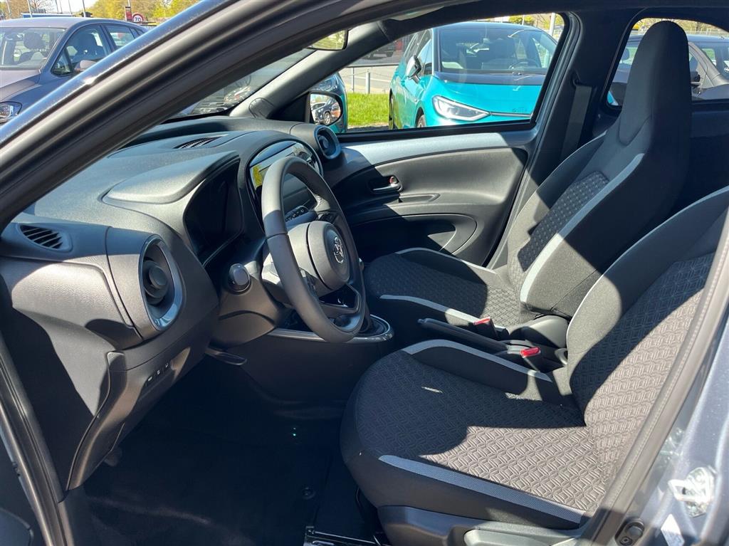 Toyota Aygo X 1,0 VVT-I Pulse 72HK 5d - Image 6