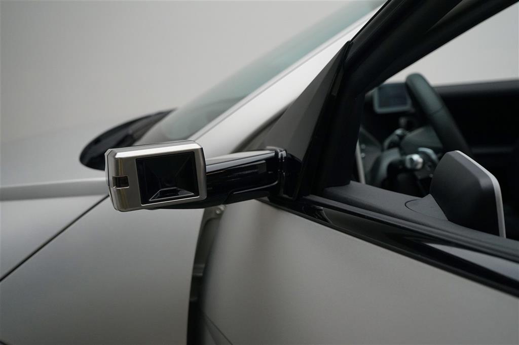 Hyundai Ioniq 5 Electric 77,4 kWh Ultimate 229HK 5d Aut. - Image 8