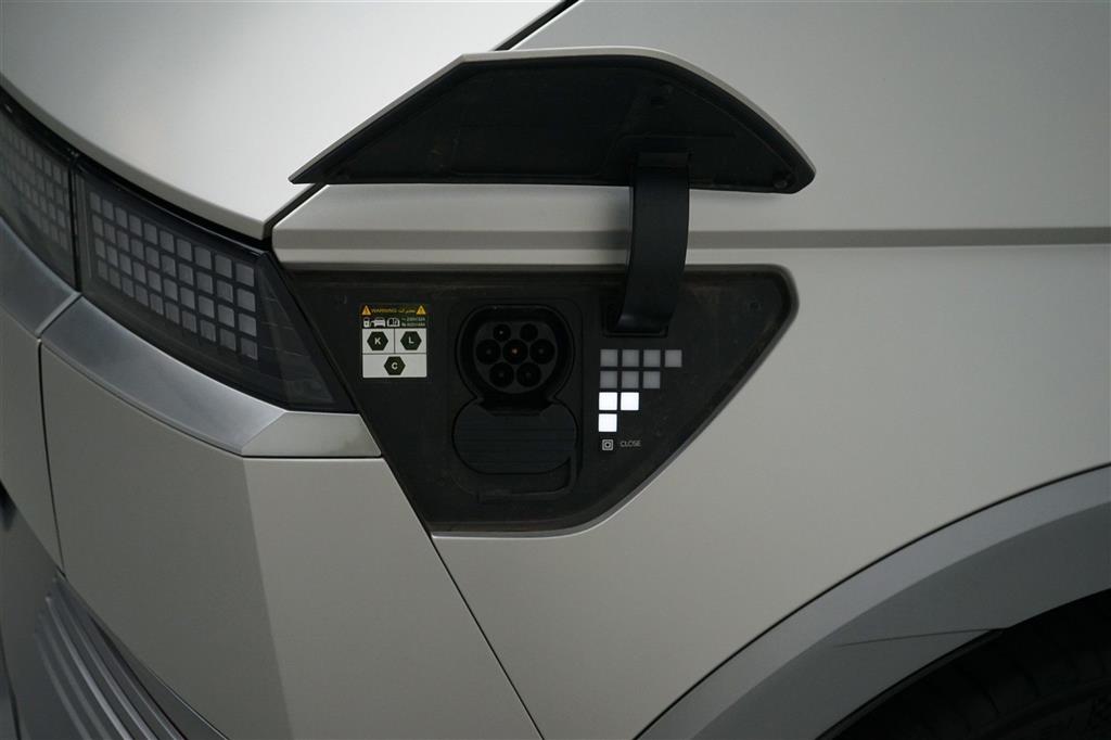 Hyundai Ioniq 5 Electric 77,4 kWh Ultimate 229HK 5d Aut. - Image 10