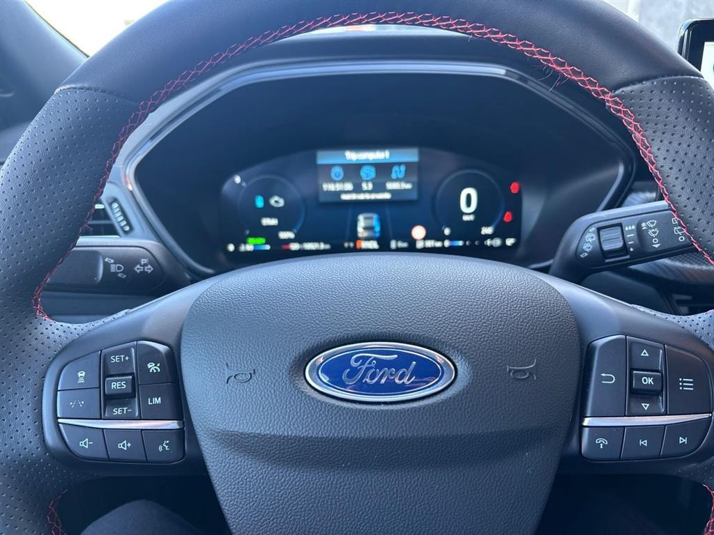 Ford Kuga 2,5 Plugin-hybrid ST-Line X CVT 243HK 5d Aut. - Image 16