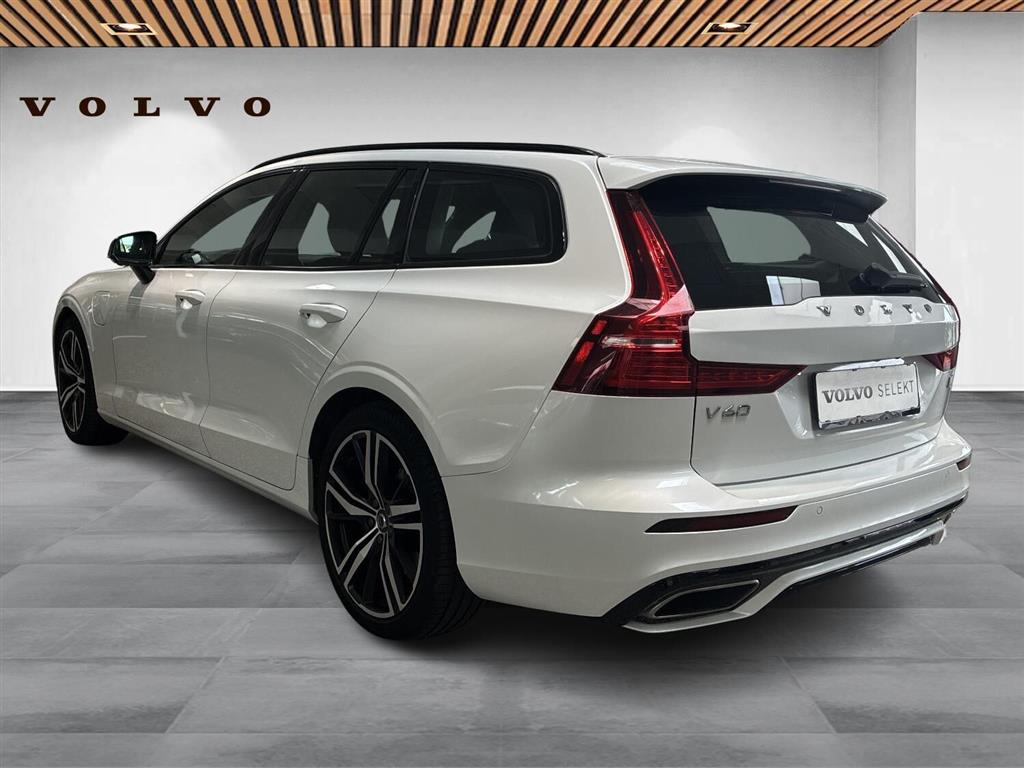 Volvo V60 2,0 T6 Recharge Plugin-hybrid R-design 340HK Stc 8g Aut. - Image 2