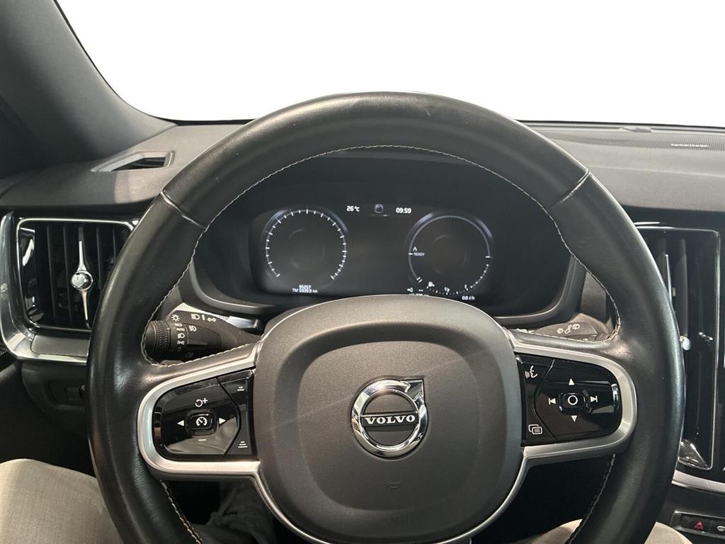 Volvo V60 2,0 T6 Recharge Plugin-hybrid R-design 340HK Stc 8g Aut. - Image 11