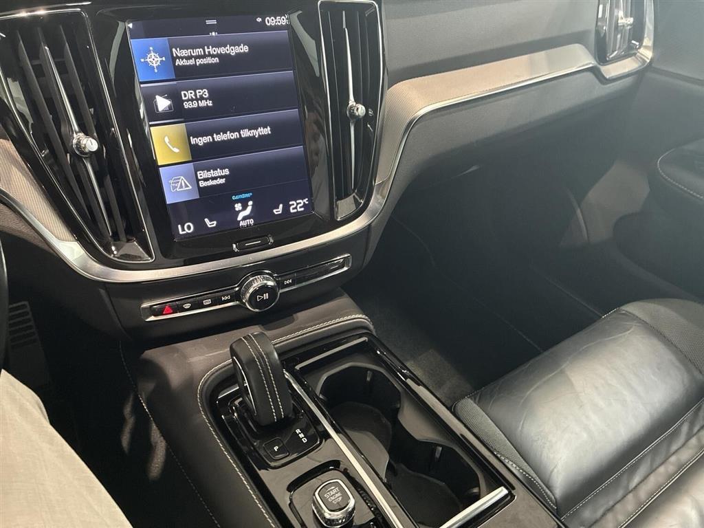 Volvo V60 2,0 T6 Recharge Plugin-hybrid R-design 340HK Stc 8g Aut. - Image 13