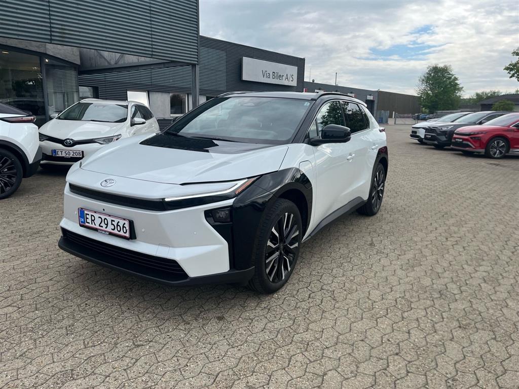 Toyota BZ4X EL Executive Panorama Bitone AWD 343HK 5d Aut.