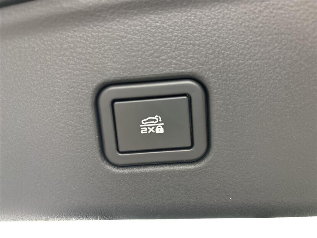 Mazda 6e EL Takumi Plus 245HK 5d Aut. - Image 8