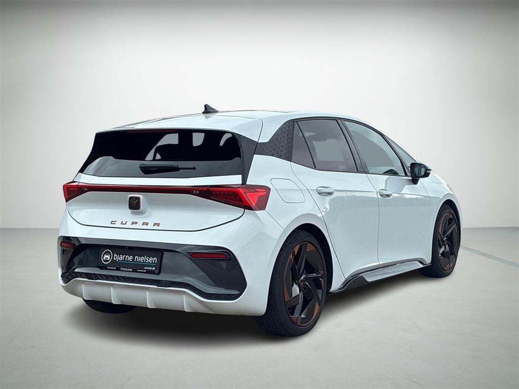 Cupra Born EL High 204HK 5d Aut. - Image 2