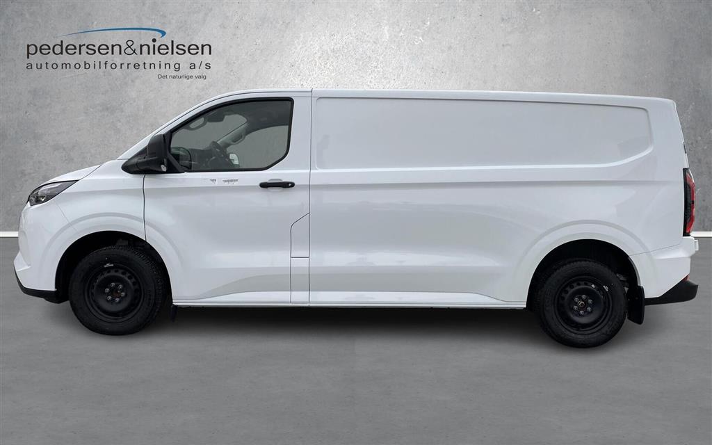 Ford E-Transit Custom 340 L2H1 EL Trend 218HK Van Aut. - Image 2
