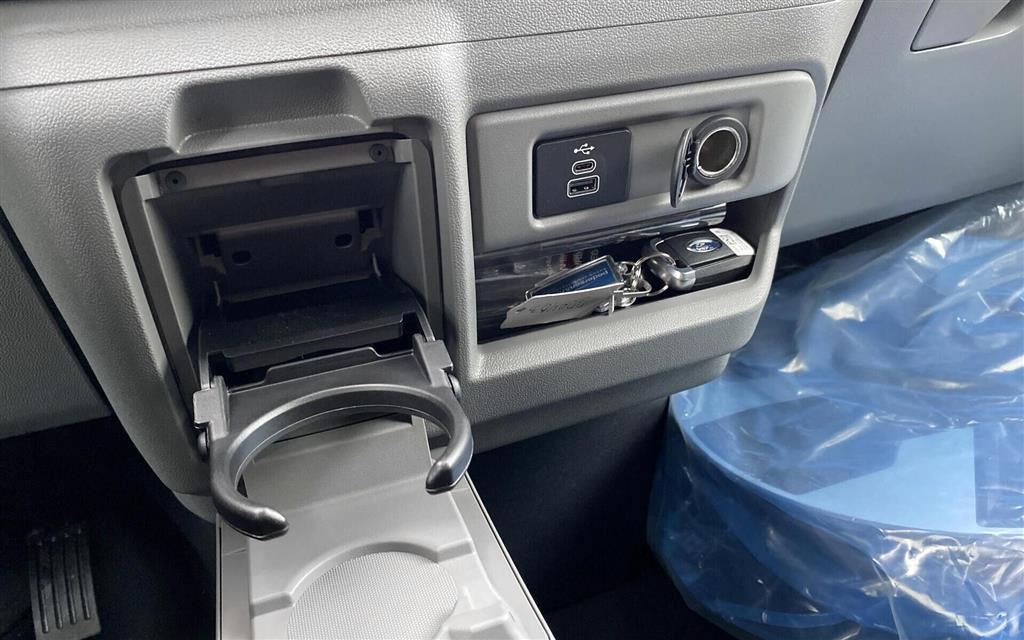 Ford E-Transit Custom 340 L2H1 EL Trend 218HK Van Aut. - Image 14
