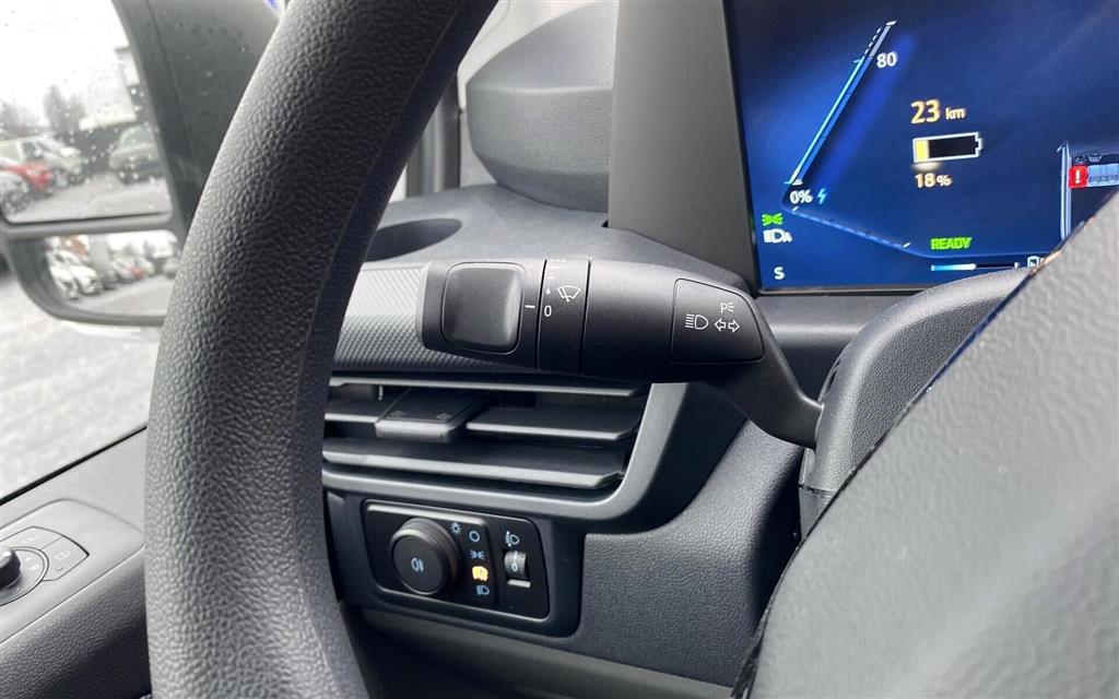 Ford E-Transit Custom 340 L2H1 EL Trend 218HK Van Aut. - Image 21