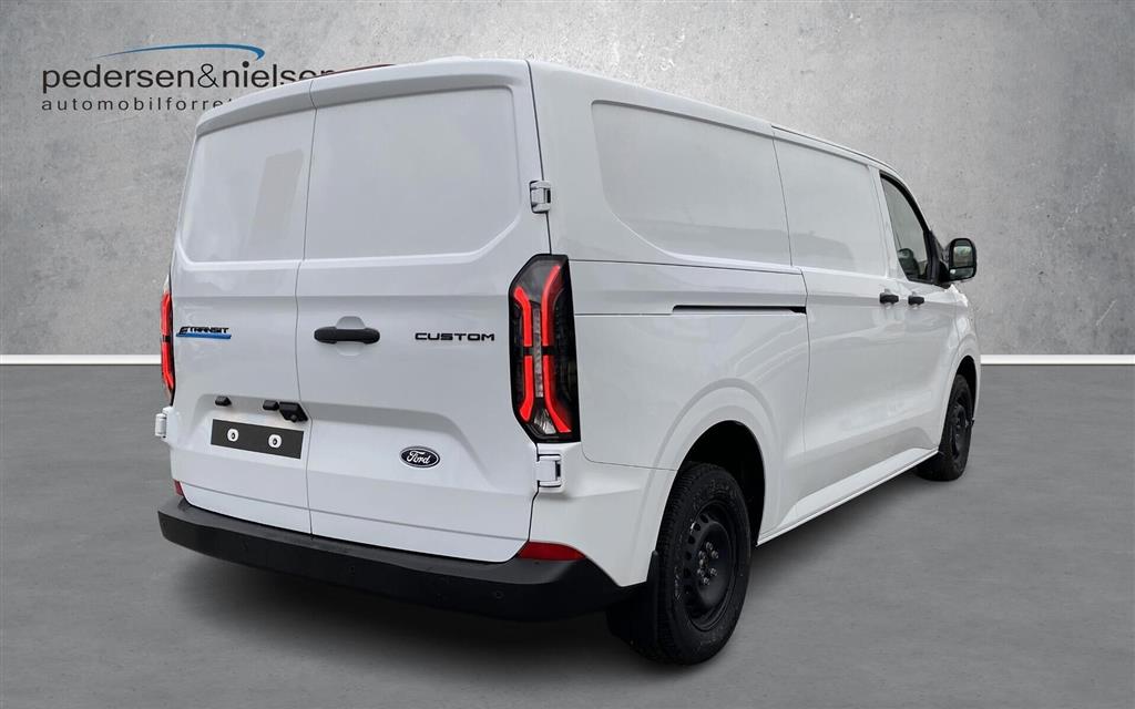 Ford E-Transit Custom 340 L2H1 EL Trend 218HK Van Aut. - Image 5