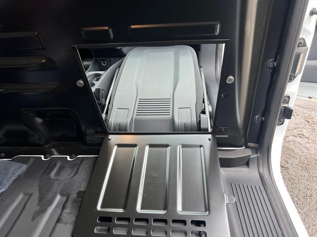 Ford E-Transit Courier EL Trend 136HK Van Aut. - Image 15