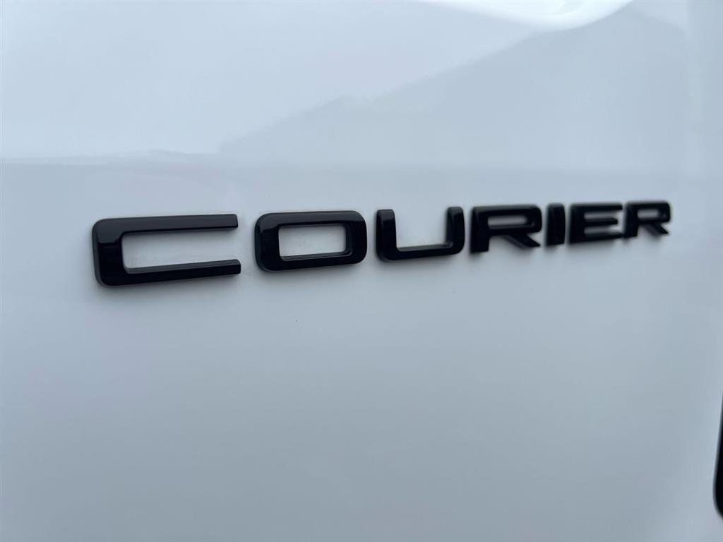 Ford E-Transit Courier EL Trend 136HK Van Aut. - Image 19