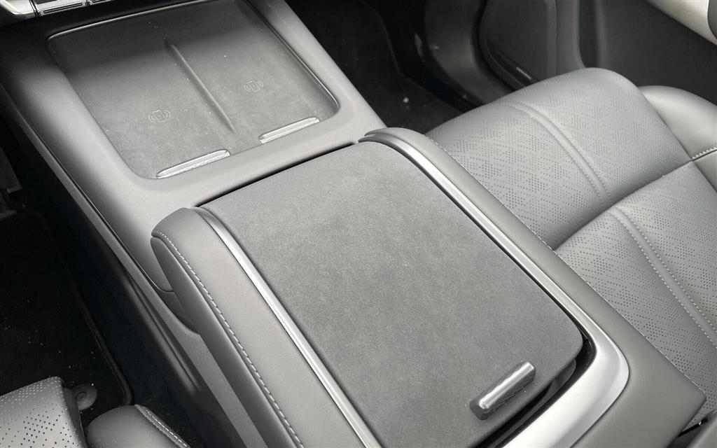 Zeekr 7X EL Privilege AWD 639HK 5d Aut. - Image 14