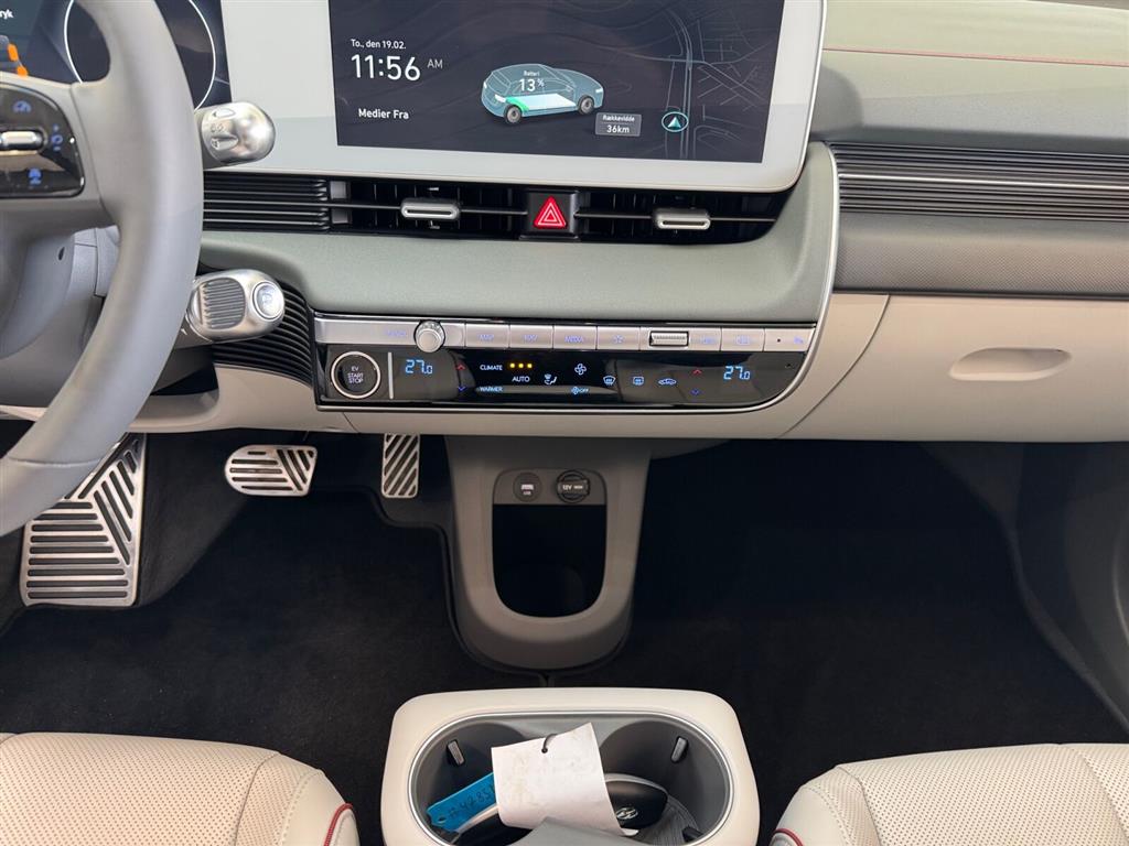 Hyundai Ioniq 5 Electric 77,4 kWh Ultimate 4WD 325HK 5d Aut. - Image 12