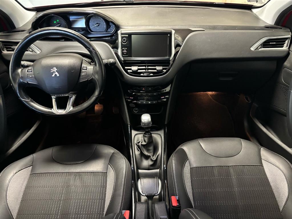 Peugeot 2008 1,2 PureTech Exclusive Plus 130HK 5d 6g - Image 6
