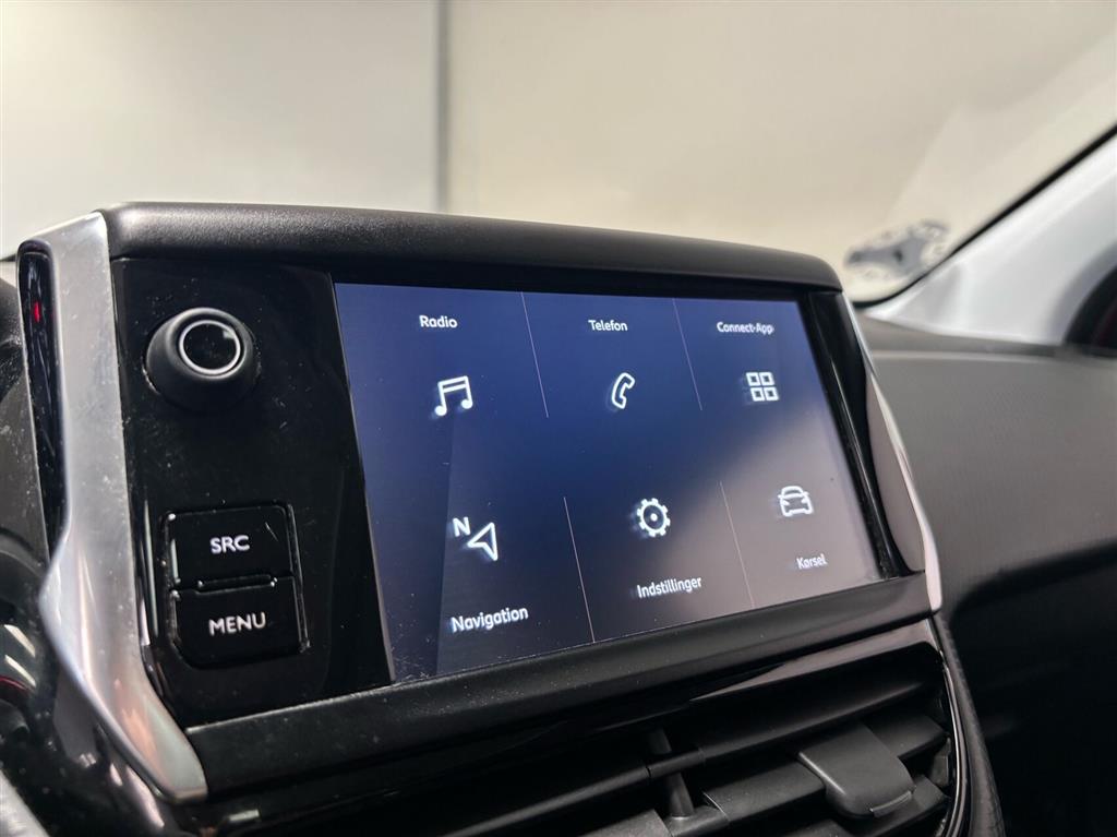 Peugeot 2008 1,2 PureTech Exclusive Plus 130HK 5d 6g - Image 15